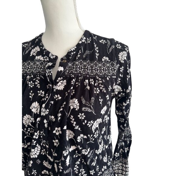 LUCKY BRAND Black White Floral Blouse Size XS - Picture 2 of 7